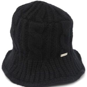Steve Madden Women's Black Cable Knit Bucket Hat W/Moldable Brim